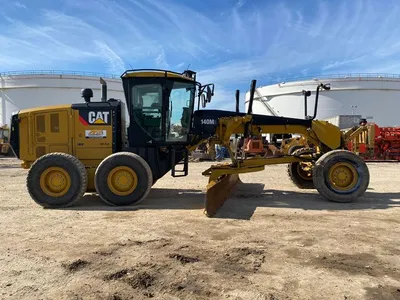 2011 Caterpillar 140M2