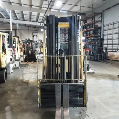 USED 2018 HYSTER E80XN