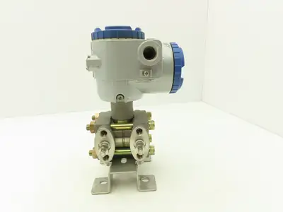 Barton Instruments FHCF-33V4-ADCYY-AA Pressure Transmitter -2-0-2 IN WC 11-45VDC