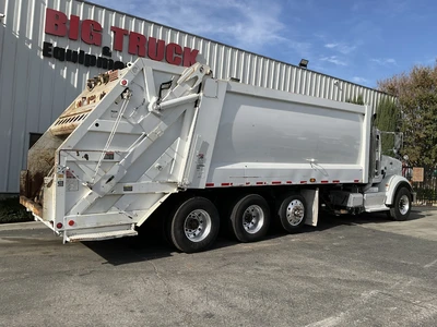 Used 2014 PETERBILT 365 Garbage trucks California US | Big Truck & Equipment #1412211