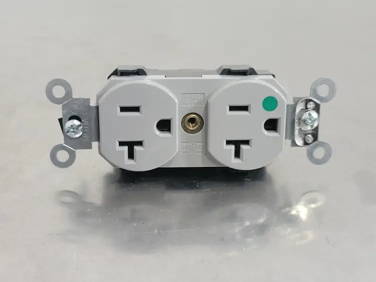 New | in-Stock LEVITON M8300-HGY Cable & Wire British Columbia CA | Lenmark #249781