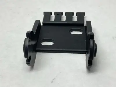 114.3.2 PZ | Igus  End Mount for Energy Chain Cable Channel - Used