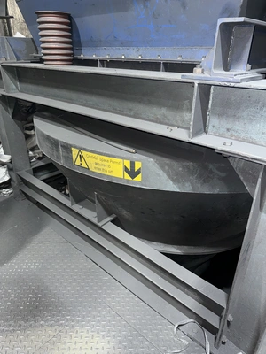 Installation of 2No 3000 LT Loading Hopper assemblies.