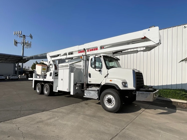 Used 2013 FREIGHTLINER 108SD Bucket (boom) trucks California US | Big Truck & Equipment #1412218