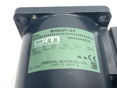 Used Oriental Motor Induction Motor, 400W 1/4HP, Pinion Shaft w/ Capacitor A.C. Motors Michigan US | Maverick Industrial Sales #1397766