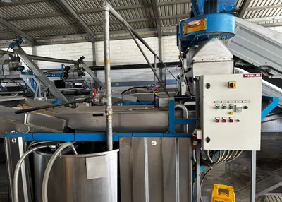 PIERALISI 7 TPH Plant - Edible Oil | Perry Equipment (16)