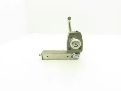 Fortress Interlocks THESNSMQ3 Machine Guard Switch Locking 24V
