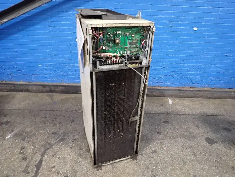 Used DAIKIN INDUSTRIES LTD AKZ206D52C Misc Plastics Equipment | HGR 24 #754387
