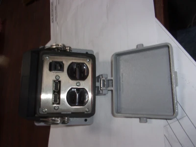 USED MENCOM 23521 RECEPTACLE  USB-RJ45