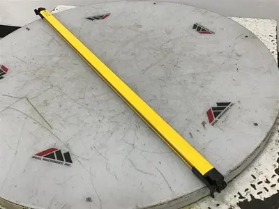 USED KEYENCE CORP GL-R64H-R