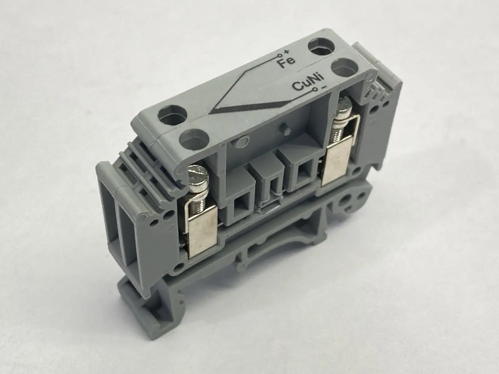 USED PHOENIX CONTACT THERMOELECTRIC VOLTAGE TERMINAL BLOCK PAIR 3100046