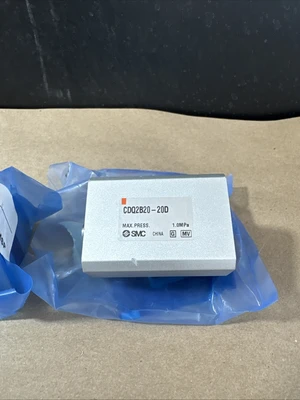 NEW SMC CDQ2B20-20D