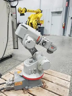 USED 2006 YASKAWA MOTOMAN HP3