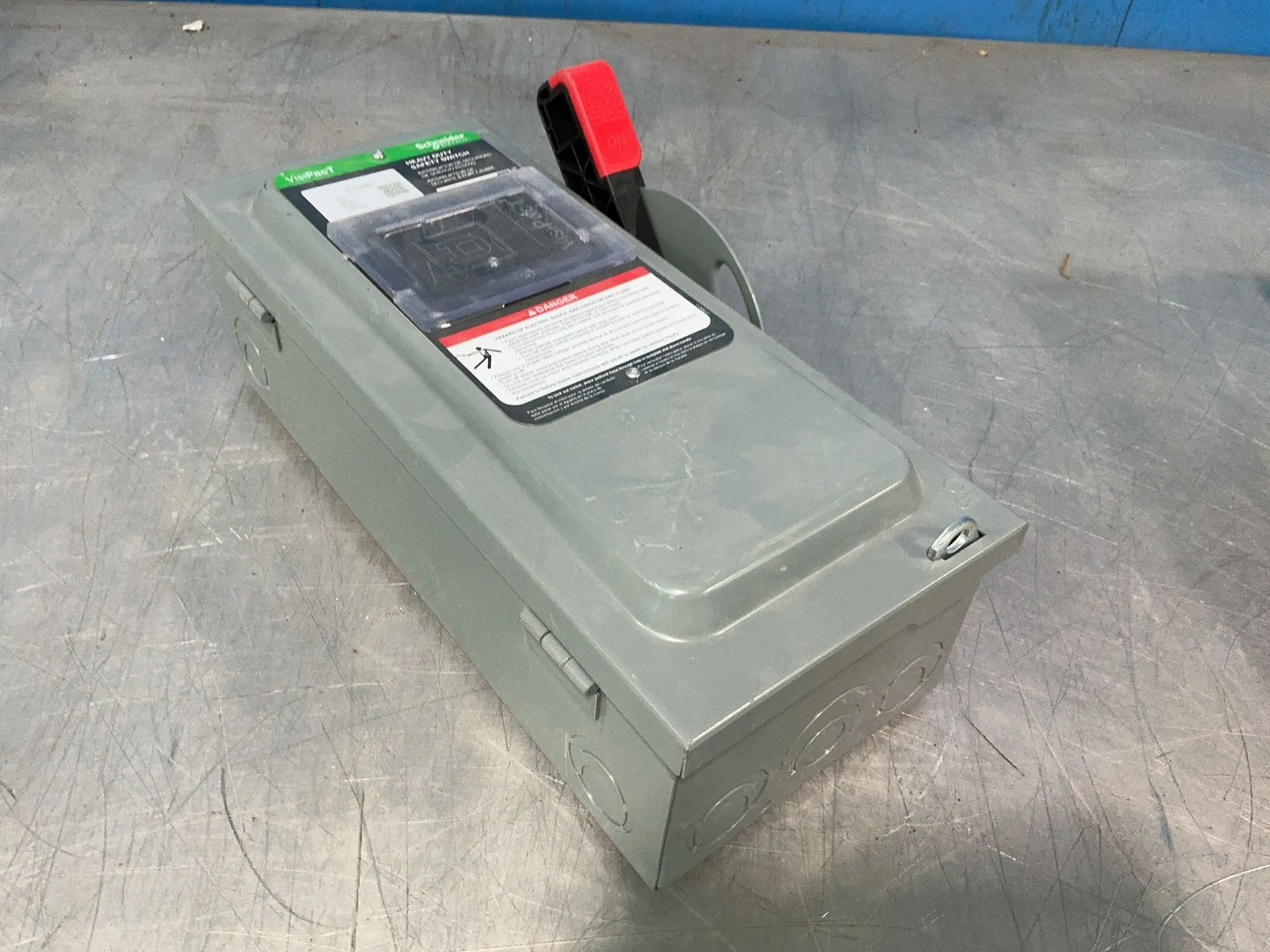 Used SCHNEIDER ELECTRIC VH361 Switchgears Ohio US | HGR 24 #1272657