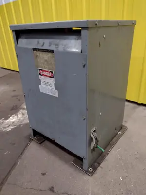 45 KVA SQUARE D COMPANY 3 PHASE  240 to 208Y TRANSFORMER: STOCK #20198