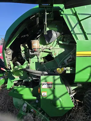 USED 2019 JOHN DEERE L341