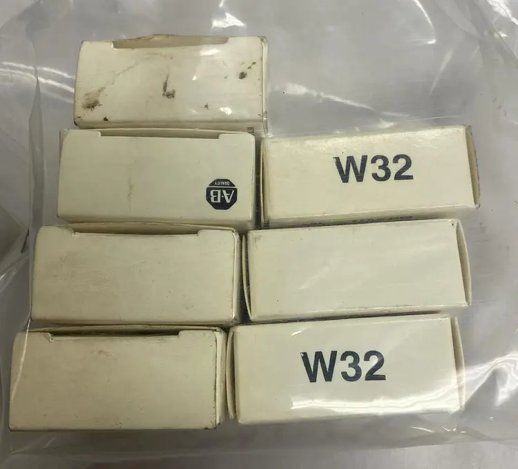 New | in-Stock ALLEN-BRADLEY W32 Miscellaneous Equipment (Electrical & Power) | Surplus Asset Holdings #1189344