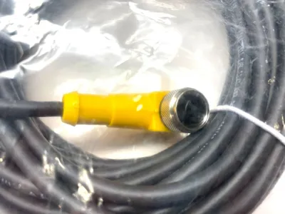 NEW TURCK FLEXLIFE CORDSET RIGHT ANGLE FEMALE 6 WIRE U-06527