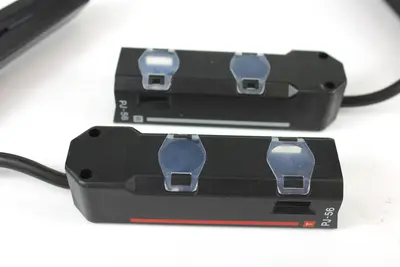 USED KEYENCE PJ-56