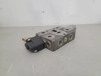 Hydraulic Valve Section 1235, 10201