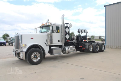 Used 2012 PETERBILT 389 Vacuum Truck Texas US | Roll Off Truck World #1491931