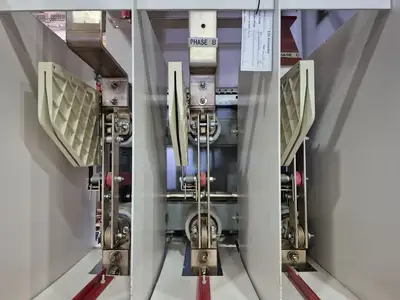 Double Fused Interrupter Switch 5 kV, 4160 Volts & Conduit Cabinet