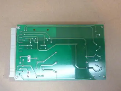 USED LUMONICS E81Z5561C
