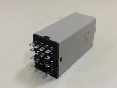 NEW OMRON H3Y-4-30 MINUTE