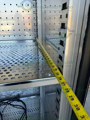USED CARON 7401-33-1 CO2 REACH IN HUMIDITY INCUBATOR 115V, 60°C, 33 CU, FT.