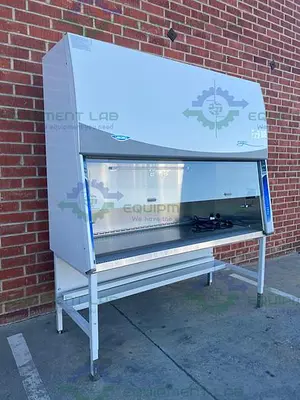 USED LABCONCO 302611100 CLASS II TYPE A2 LOGIC + BIOLOGICAL SAFETY CABINET 6 FT, 115V