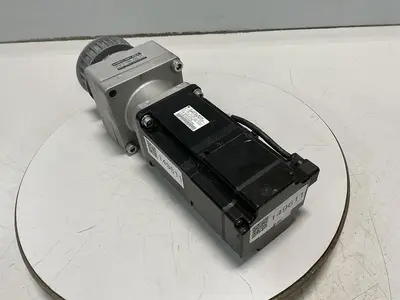 USED YASKAWA ELECTRIC SGMAS-08A2A2C-Y2