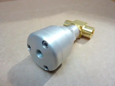 NEW SWAGELOK B-4HK4-10