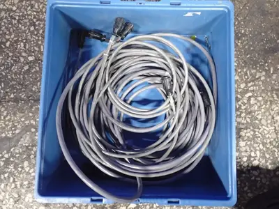 Multi-line Cable