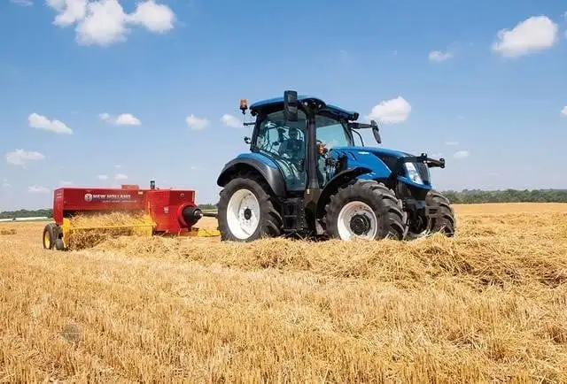 New | in-Stock 2025 NEW HOLLAND T5.120 Utility Tractors Maine US | Beauregard Equipment #1511337