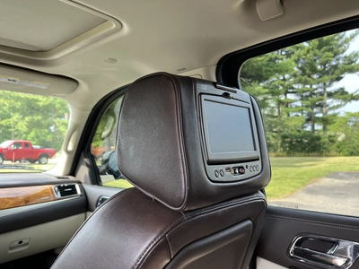 USED 2014 CADILLAC ESCALADE