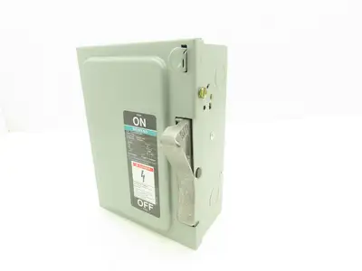 Siemens SN321 30A Fusible Heavy Duty Disconnect 240VAC 2 Pole Type 1 Series A