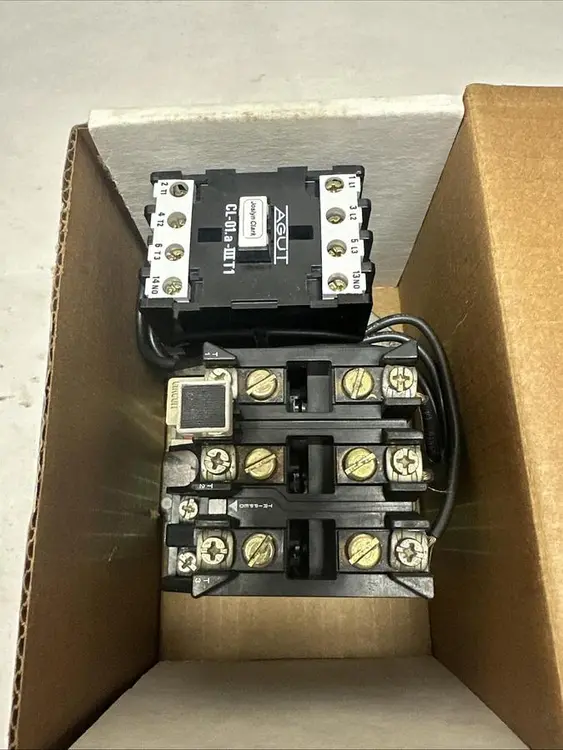 New | in-Stock JOSLYN CLARK CL-01.A-IIIT1 Miscellaneous Equipment (Electrical & Power) | Surplus Asset Holdings #1192771