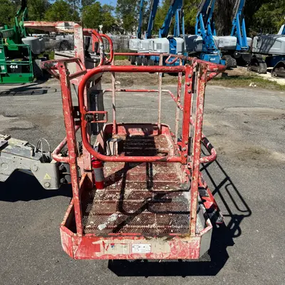 USED 2015 Skyjack SJ61T