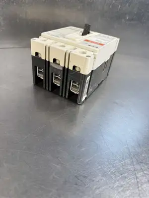 EATON HFD3045 HFD 65k 45AMP 600VAC 250VDC (BIN1.5.1)
