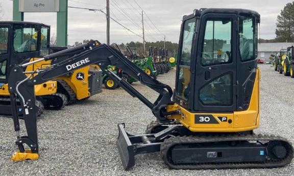 USED 2024 Deere 30P