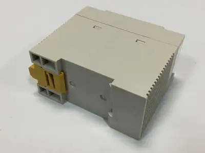 USED OMRON S82K-00305