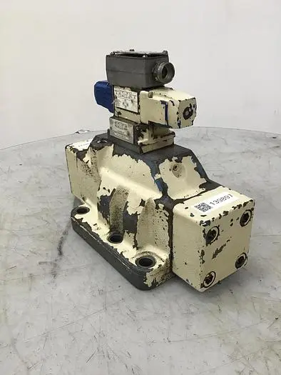 Used VICKERS DG4V368CWB10 Valves/Fittings Michigan US | Ideal Machinery #693729