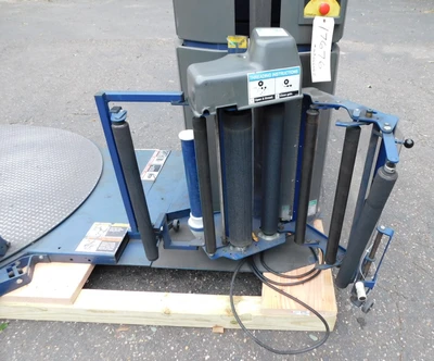 Used LANTECH Q 300 XT Wrapping Machines New Jersey US | Champion Trading Corporation #1471056