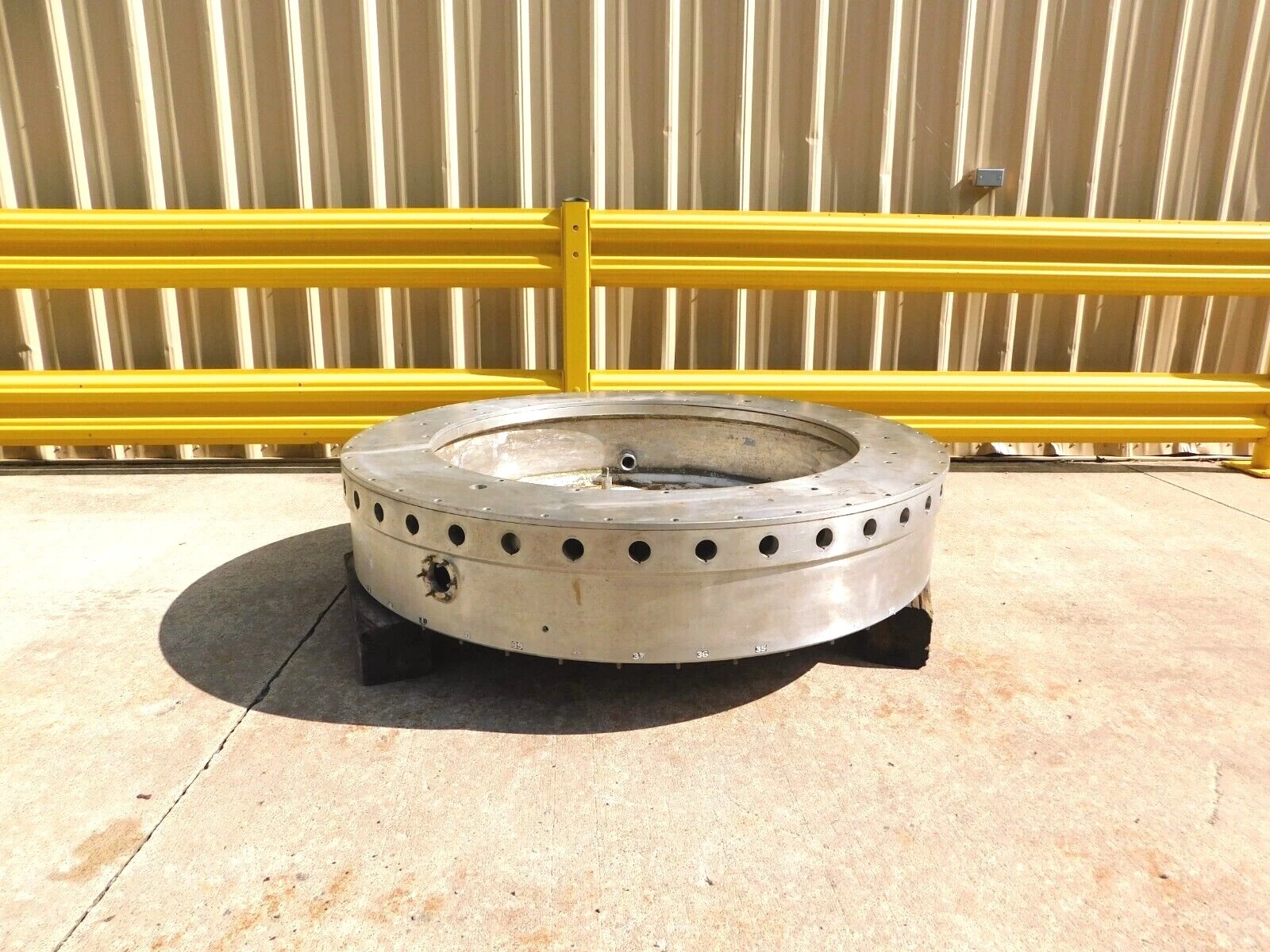 Used CROWN CORK AND SEAL Does Not Apply Pressure Vessels Ohio US | Equipment Recovery Corp. #1331477