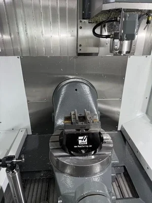 2023 HAAS UMC-500SS Universal Machining Centers | Toolquip, Inc. (4)