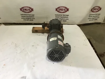 Winsmith Speed Reducer 920CDSNE with Baldor Industrial Motor CM5538