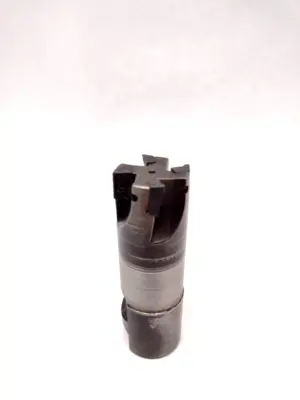 C7690VA12WA 1.25Z04R1.60 | Stellram  F3007T T8 12T3 Milling Cutter - Used