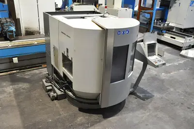 USED DMG DECKEL MAHO DMU 60T X: 630 - Y: 560 - Z: 560 MM