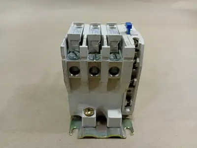 NEW CUTLER-HAMMER C306GN3
