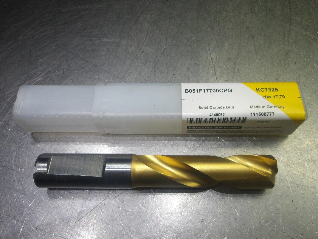 Kennametal 17.7mm Coolant Thru 3xd Carbide Drill B051F17700CPG KC7325 (LOC2386)